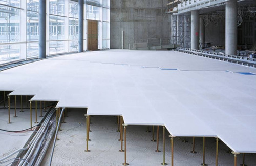 Pisos Elevados em Prédios Comerciais